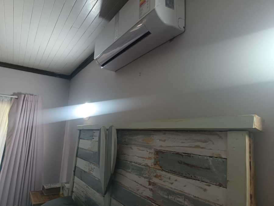 4 Bedroom Property for Sale in Carters Glen Northern Cape